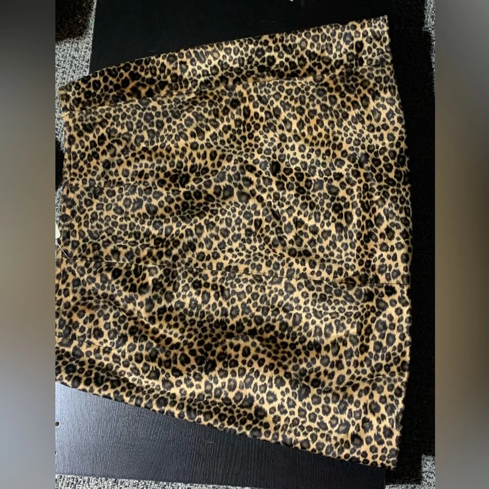Animal print straight skirt - Picture 1 of 3